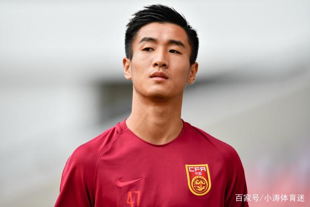 新任白宫新闻秘书的尴尬首次亮相引发关注
